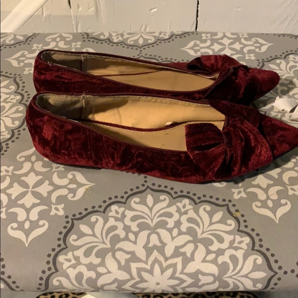 Perfect condition Express flats 😍😍